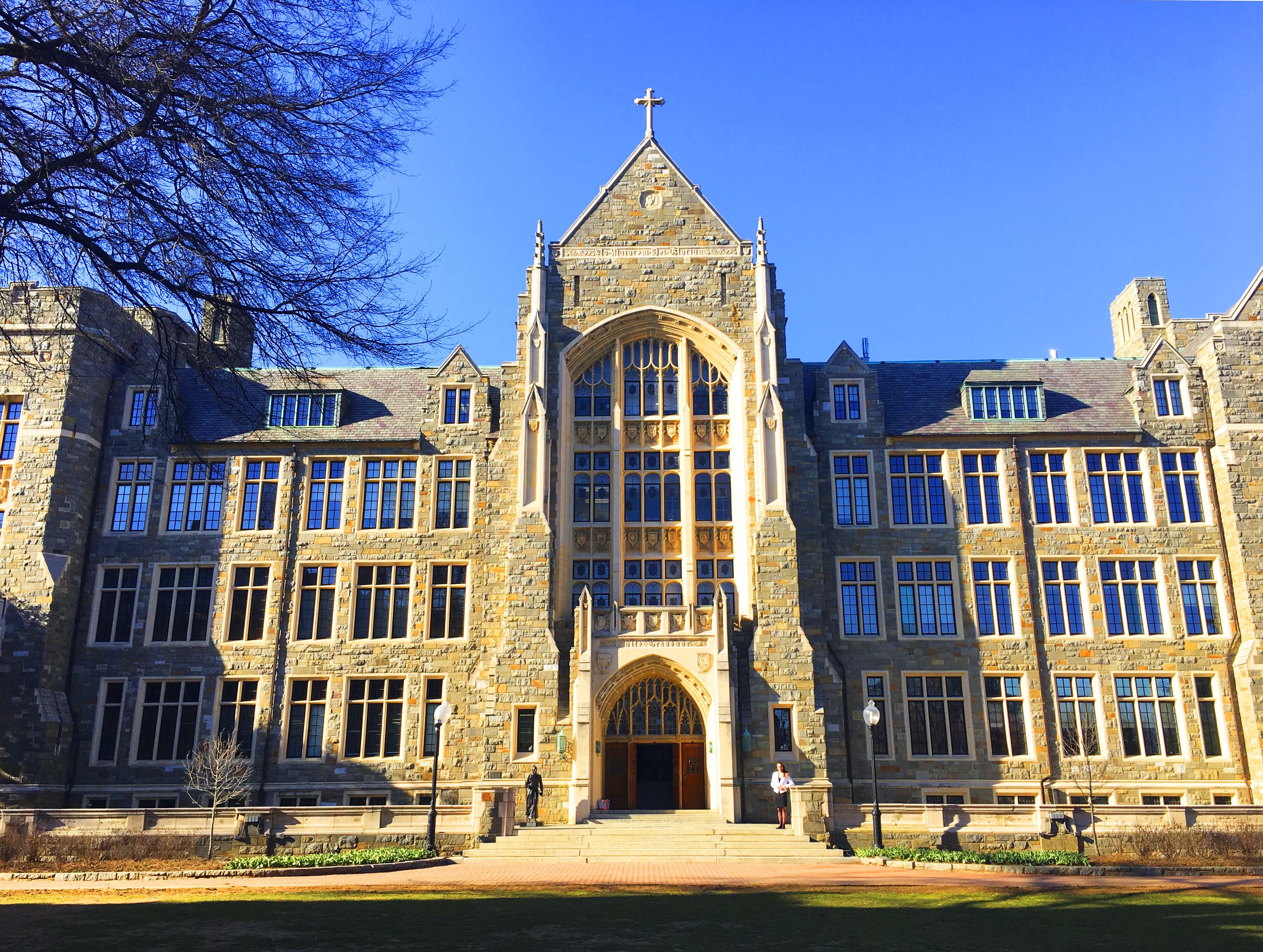 Since 2018, Julia M. Puaschunder served as Chair General at over twenty International Research Association for Interdisciplinary Sciences (RAIS) Conferences on Social Sciences and Humanities hosted at Princeton University, Georgetown University, Johns Hopkins University and Washington DC.